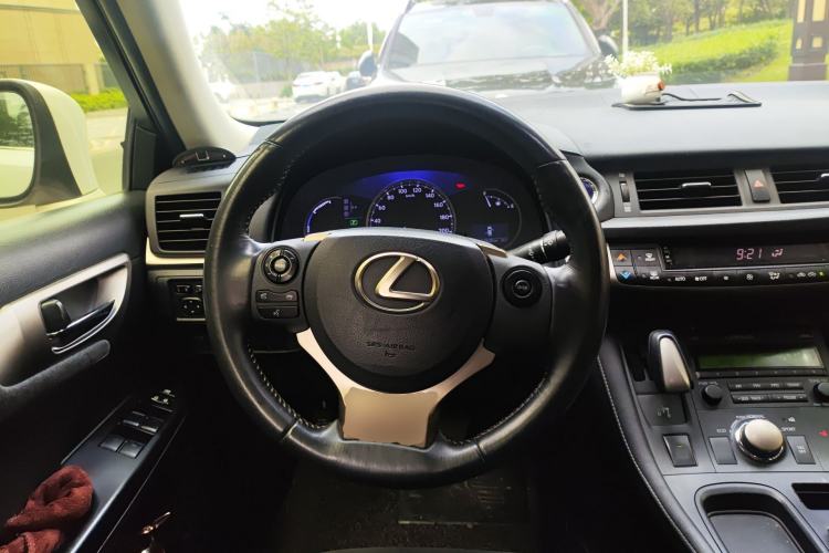 Used Lexus CT 2014 CT200h Elite Edition Monochrome Steering Wheel