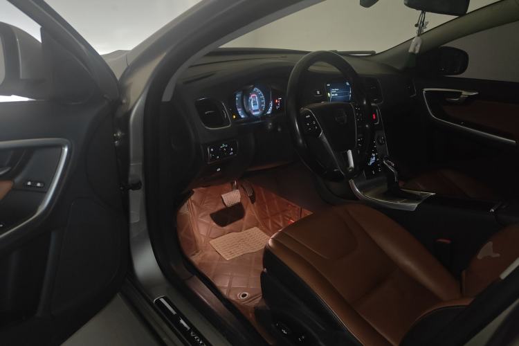 Used Volvo S60 2016 S60L T4 Zhiyuan Edition