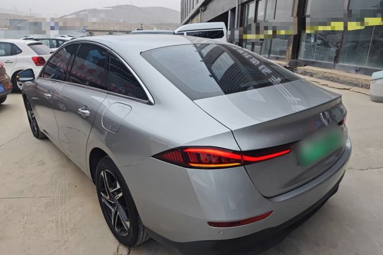 Used Roewe D7 2023 DMH 125km Flagship Edition