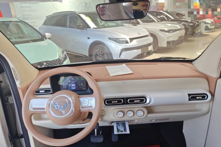 Used Wuling Hongguang MINIEV 2024 3rd Generation 215km Youth Edition