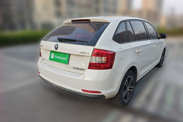 Used Skoda Rapid Spaceback 2018 1.6L Automatic Standard Edition Rear Right 45 Deg