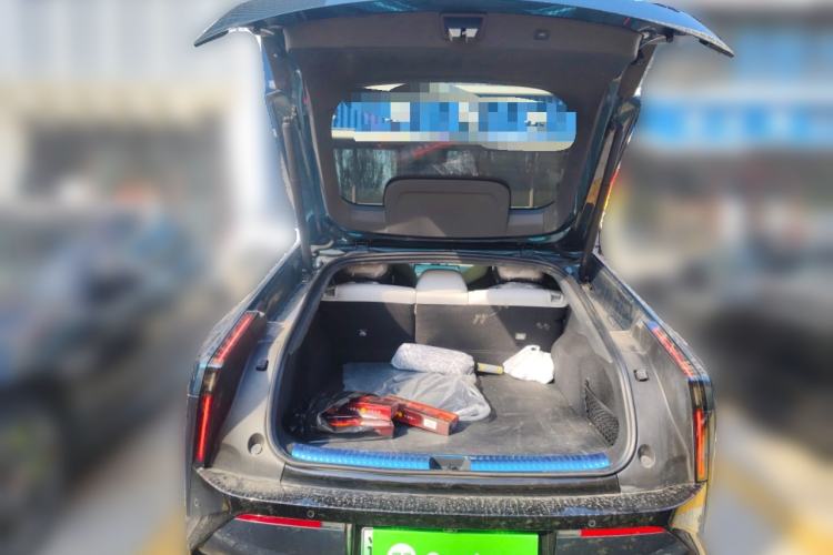 Used XPeng P7 2025 Model—702 Long Range Ultra
