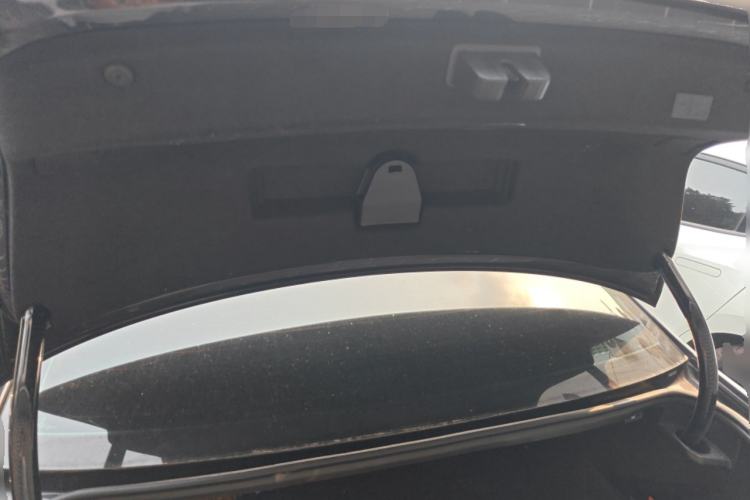 Used Volkswagen Magotan 2023 2 Million Units Commemorative Edition 330TSI DSG Luxury Version Trunk