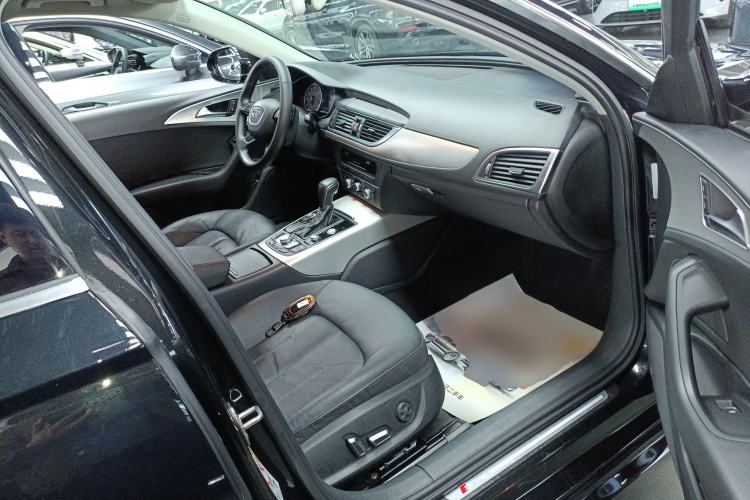 Used Audi A6L 2018 30th Anniversary Edition 35 TFSI Fashion Model
