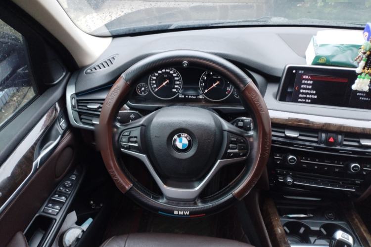 Used BMW X5 2018 xDrive28i Steering Wheel