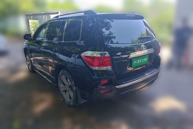Used Toyota Highlander 2012 2.7L Two-Wheel Drive 7-Seater Luxury Edition

