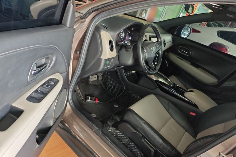 Used Honda XR-V 2015 1.8L VTi CVT Luxury Edition
