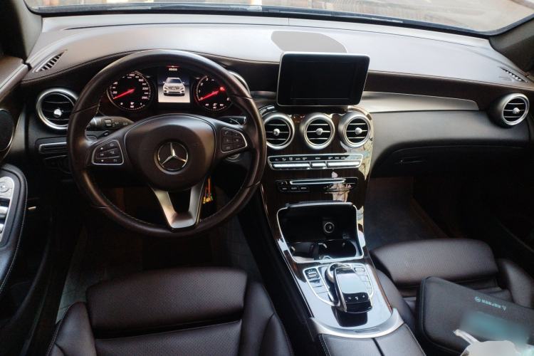 Used Mercedes-Benz GLC 2018 GLC 260 4MATIC Dynamic Edition
