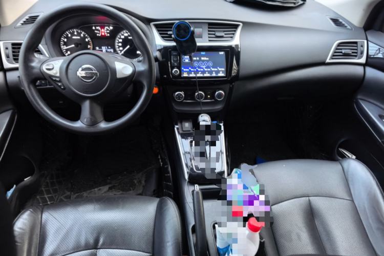 Used Nissan Sylphy 2016 1.6 XL CVT Deluxe Edition Center Console