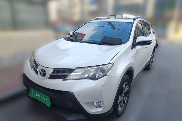 Used Toyota RAV4 2015 2.0L CVT Two-Wheel Drive Fashion Edition