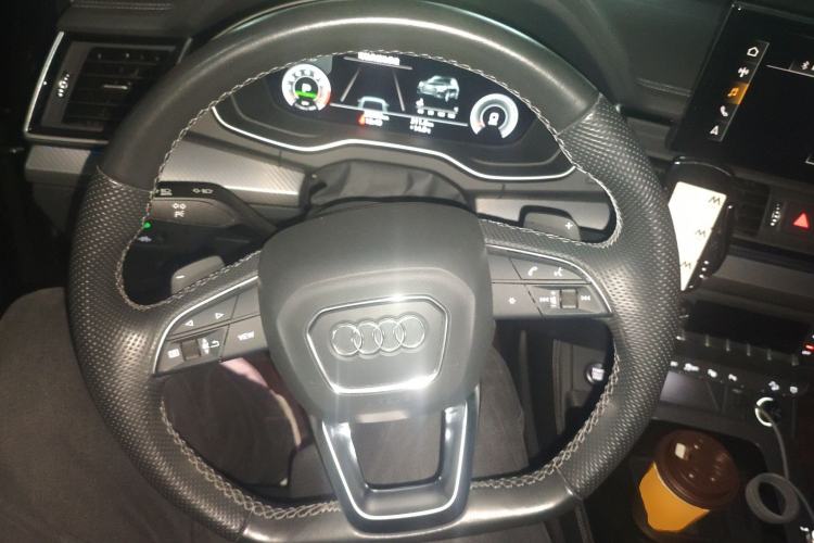 Used Audi Q5L 2022 45T Luxury Dynamic Model
