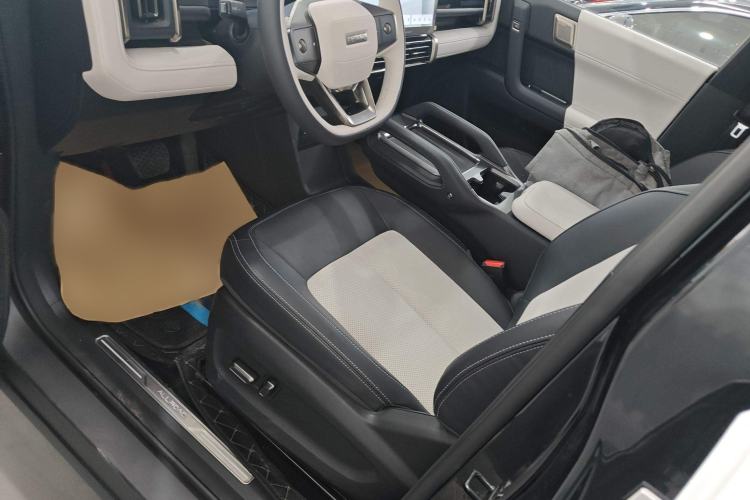 Used iCAR 03T 2024 520km Two-Wheel Drive Long-Range Version
