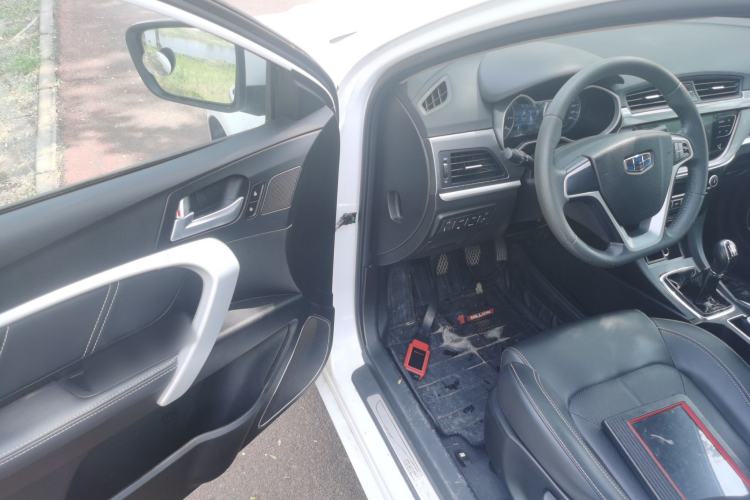 Used Geely Auto Emgrand 2017 Sedan Million Edition 1.5L Manual - Upward Version Driver Seat