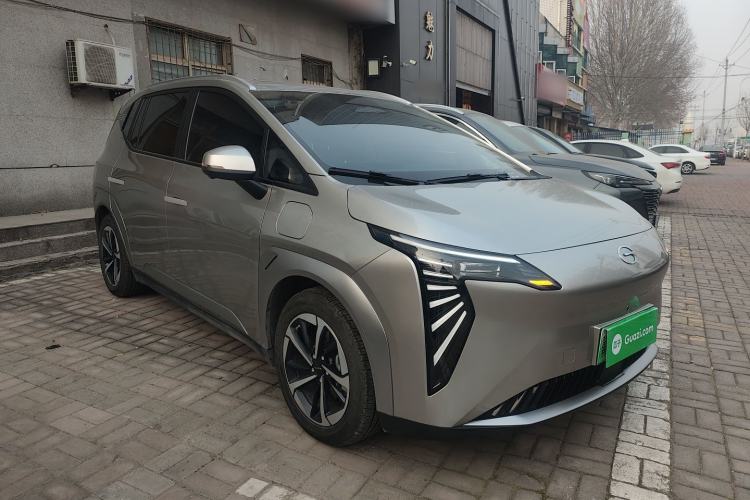 Used AION Y 2023 Plus 510 Smart Edition