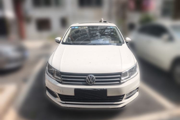 Used Volkswagen Santana 2016 1.6L Manual Comfort Edition Front