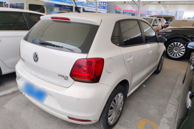 Used Volkswagen Polo 2016 1.6L Automatic Comfort Model

