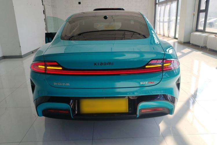 Used Xiaomi Auto SU7 2024 Four-Wheel Drive Ultra-Long Range Advanced Intelligent Driving Max Edition
