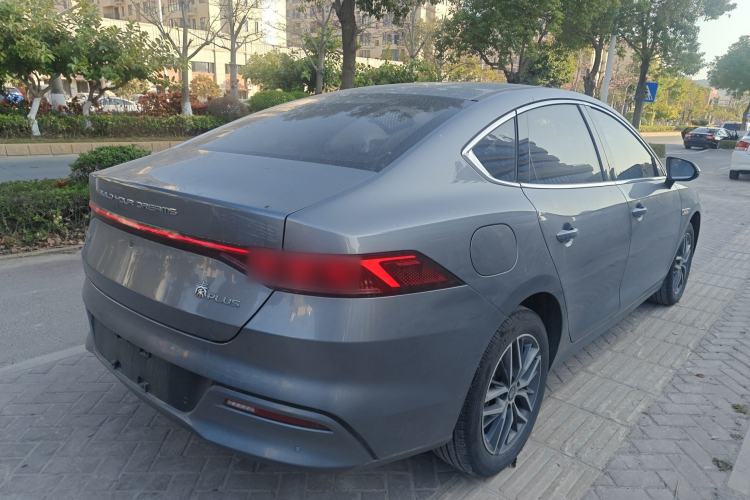 Used BYD Qin PLUS 2024 Honor Edition EV 420KM Leading Model
