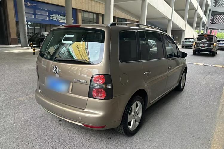 Used Volkswagen Touran 2015 1.4T Manual Comfort Edition 5-Seater