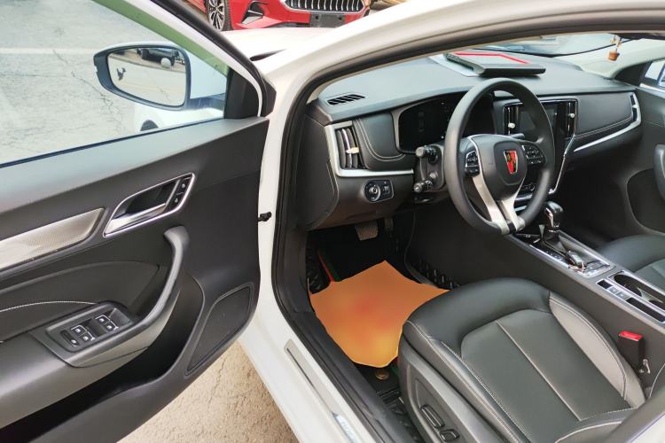 Used Roewe i6 2020 PLUS 1.6L CVT 4G Connected Glory Holographic Edition