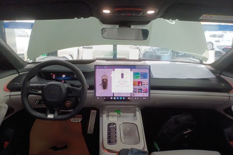 Used Xiaomi Auto SU7 2024 Four-Wheel Drive Ultra-Long Range Advanced Intelligent Driving Max Edition