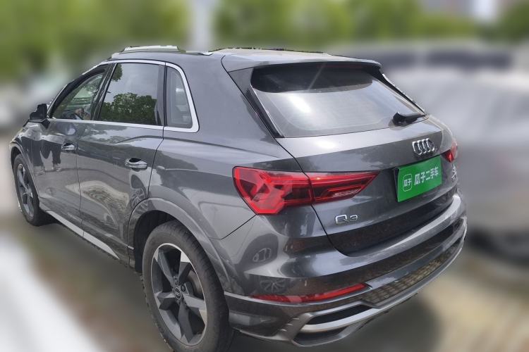 Used Audi Q3 2021 35 TFSI Fashion Dynamic Model
