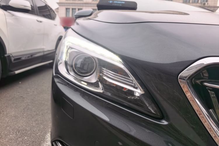 Used Buick LaCrosse 2016 28T Premium Edition Right Front Headlight