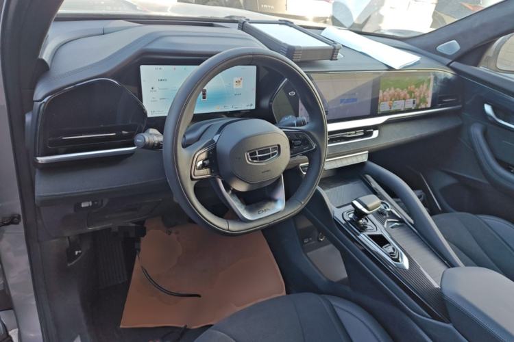 Used Geely Auto Monjaro L 2024 2.0TD High-Power Automatic Two-Wheel Drive Skyline Edition
