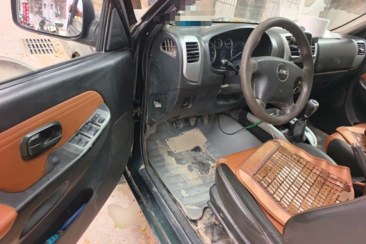 Used JMC Baodian 2016 2.8T New Value-Added Diesel Two-Wheel Drive Extended Cargo Basic Version JX493ZLQ4F Driver Seat