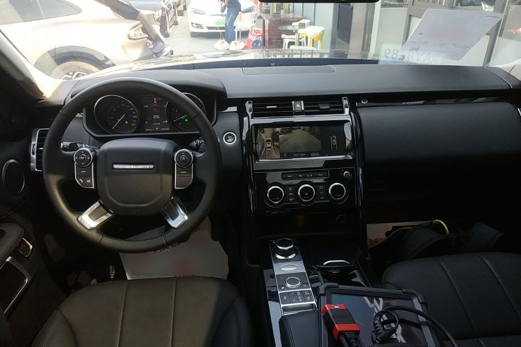 Used Land Rover Discovery 2017 3.0 SC V6 SE