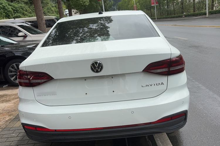 Used Volkswagen Lavida 2023 1.5L Automatic De Yi Edition