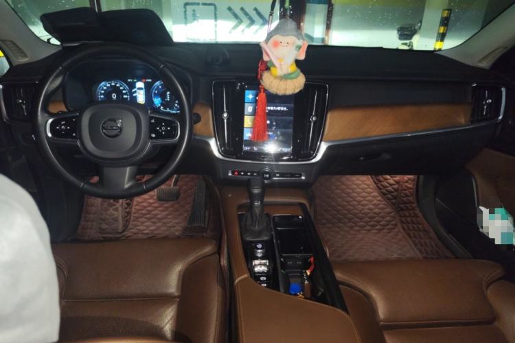 Used Volvo S90 2020 T5 Zhiyuan Luxury Edition Center Console