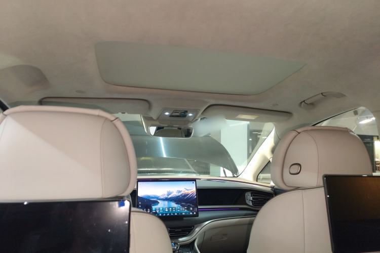 Used Denza D9 2022 DM-i 970 Four-Wheel Drive Flagship Model Headliner