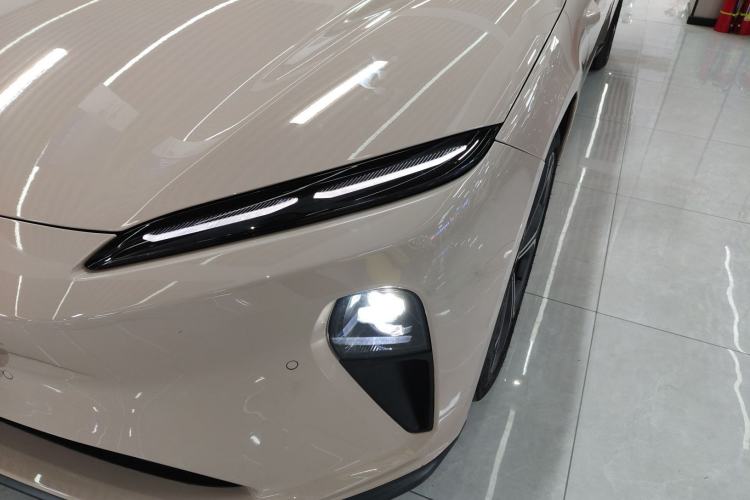 Used Nio ET5T 2023 75 kWh Touring Left Front Headlight