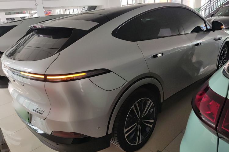 Used XPeng G6 2023 700 Four-Wheel Drive Performance Max
