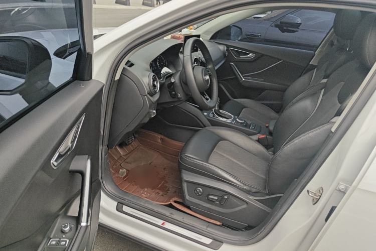 Used Audi Q2L 2020 35 TFSI Fashion Dynamic Model
