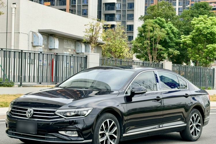 Used Volkswagen Magotan 2020 280TSI DSG Leading Edition
