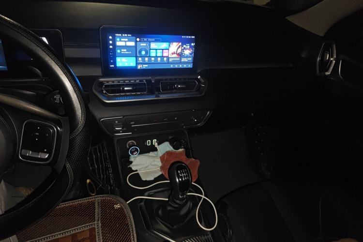 Used Great Wall King Kong Poer 2022 2.0T Manual Diesel Two-Wheel Drive Elite Version with Long Bed GW4D20M