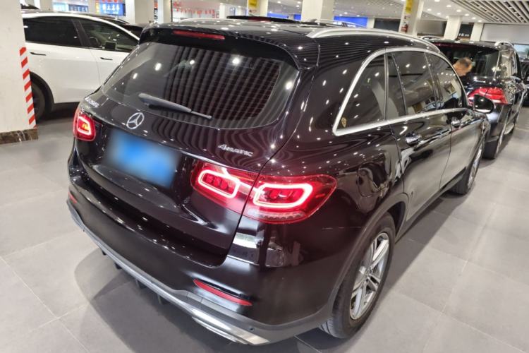 Used Mercedes-Benz GLC 2020 GLC 260 L 4MATIC Luxury Model Rear Right 45 Deg