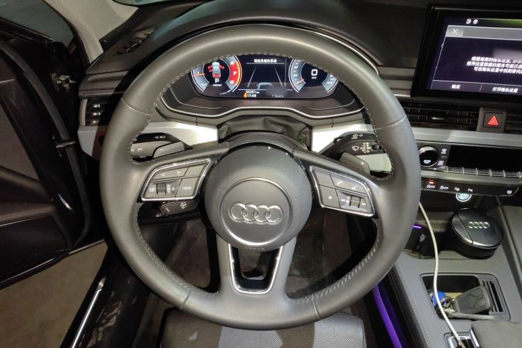 Used Audi A4L 2020 40 TFSI Luxury Dynamic Model
