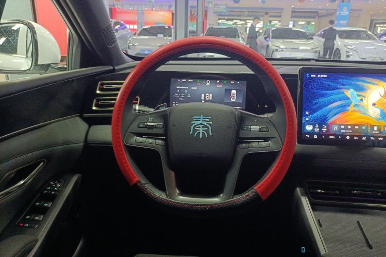 Used BYD Qin L 2025 DM-i Smart Drive 80KM Leading Model Steering Wheel