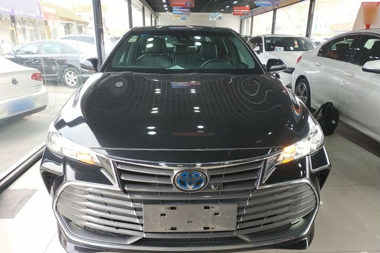 Used Toyota Avalon 2019 Dual-Engine 2.5L Luxury Edition China VI Standard Front