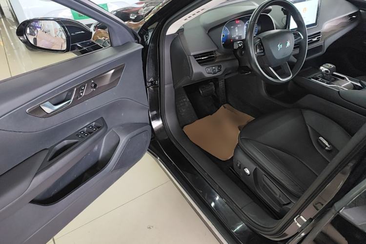 Used Hongqi E-QM5 2021 Online Booking Charging T3 Edition 5-Seater
