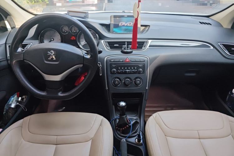 Used Peugeot 308 2012 1.6L Manual YouShang Edition

