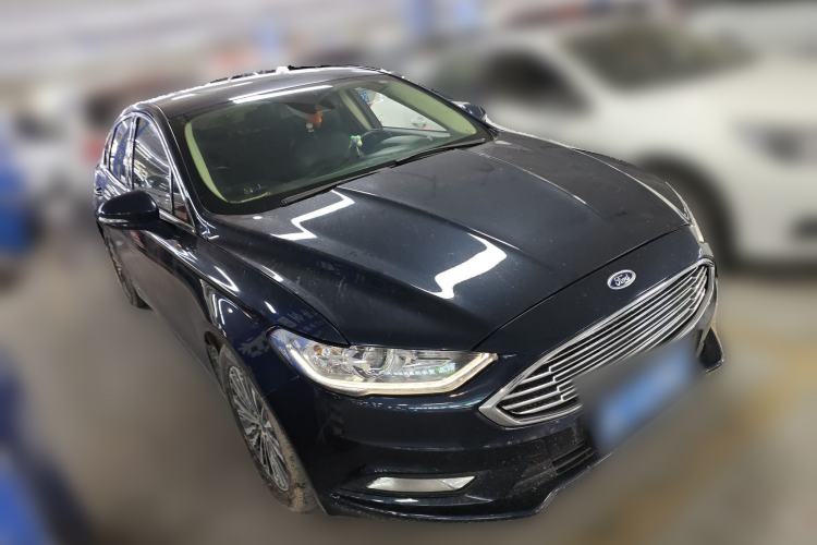 Used Ford Mondeo 2017 EcoBoost 180 Stylish Model Front Right 45 Deg