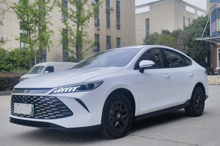 Used BYD Qin PLUS 2025 DM-i Smart Drive 55KM Leading Model