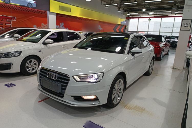 Used Audi A3 2014 Limousine 35 TFSI Automatic Comfort Model
