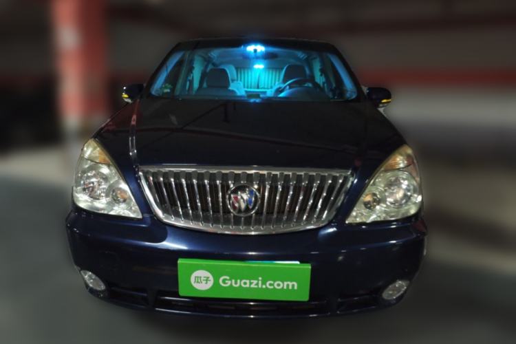 Used Buick GL8 2014 2.4L Classic Edition Front