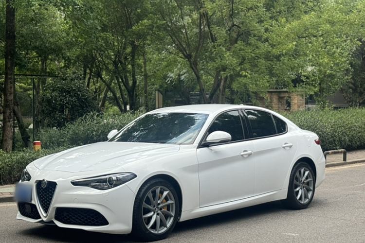 Used Alfa Romeo Giulia 2022 2.0T 280HP Ti Driving Edition