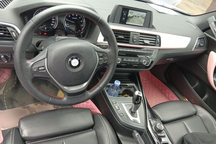 Used BMW 2 Series 2018 220i Convertible Coupe Sports Design Package Center Console